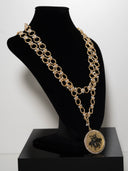 collana romantica - serie apis catena cerchi  bacchette medaglia ape brillantini