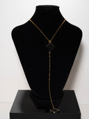collana levis catena dorata minimalista e pietre onice