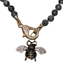 collana shimmer stone serie apis – pietre grigie annodate a mano e ape brillantini